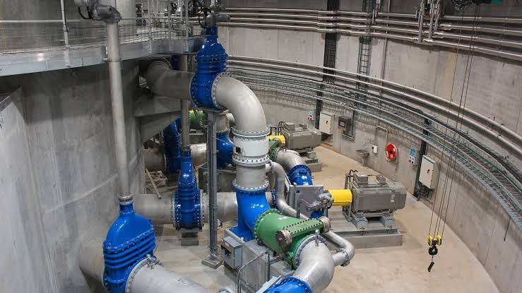 Pump station pipework and valves